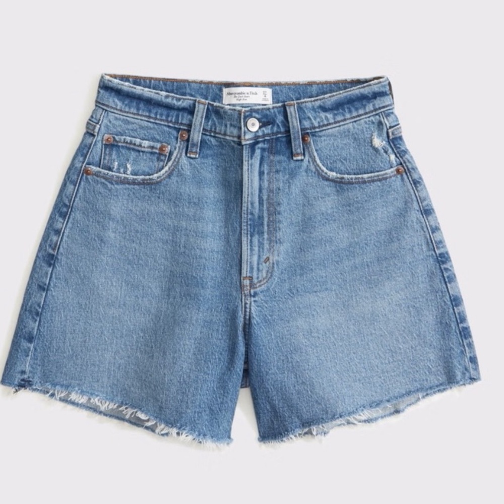 Women's
Curve Love High Rise Dad Short
